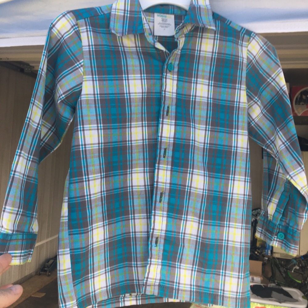 Plaid button down long sleeve shirt